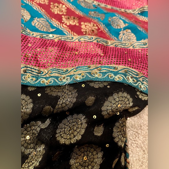 Indian lehenga chaniya choli - Picture 5 of 7